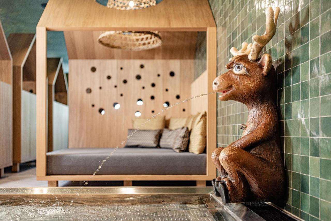 Alpine Luxury Spa Resort Schwarzenstein Lutago Bagian luar foto