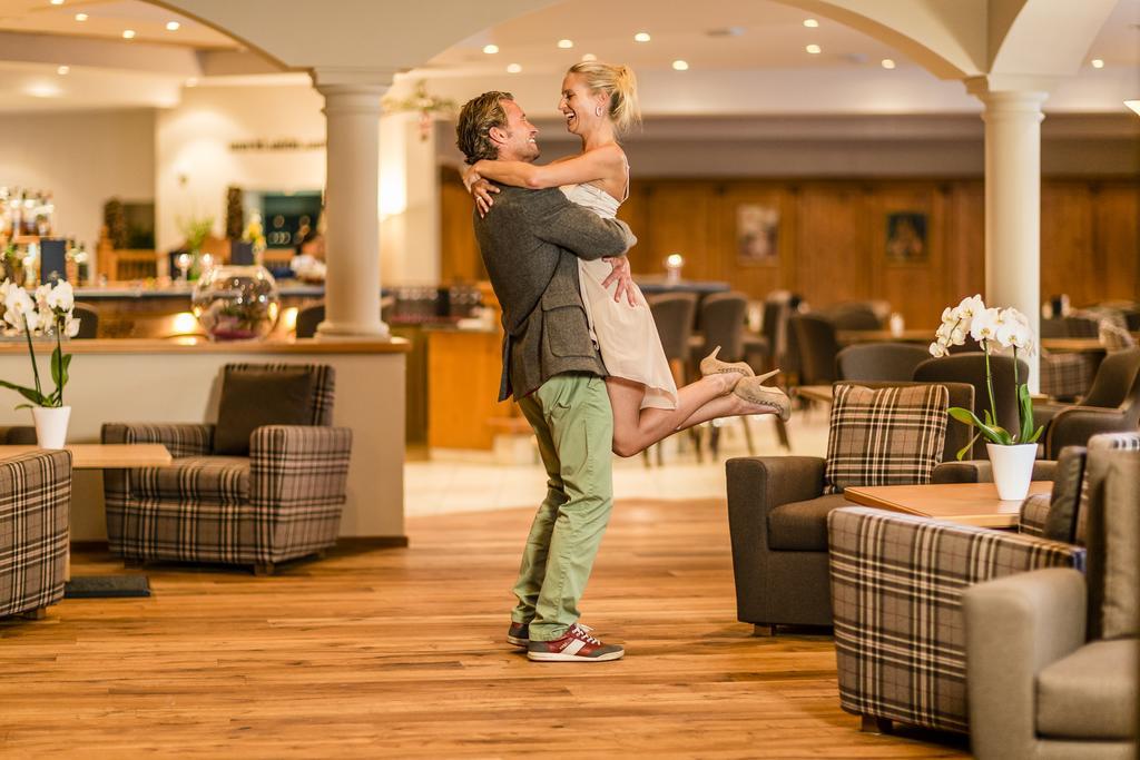 Alpine Luxury Spa Resort Schwarzenstein Lutago Bagian luar foto