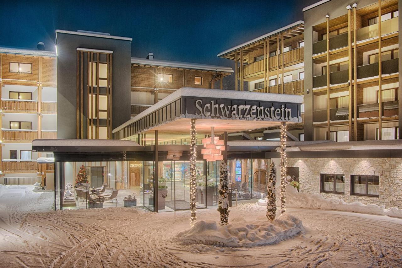Alpine Luxury Spa Resort Schwarzenstein Lutago Bagian luar foto